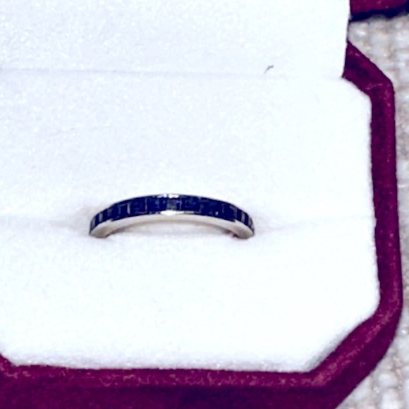 Genuine 7.25 Channel Set White Gold Square Sapphire Eternity Band - Picture 5 of 10